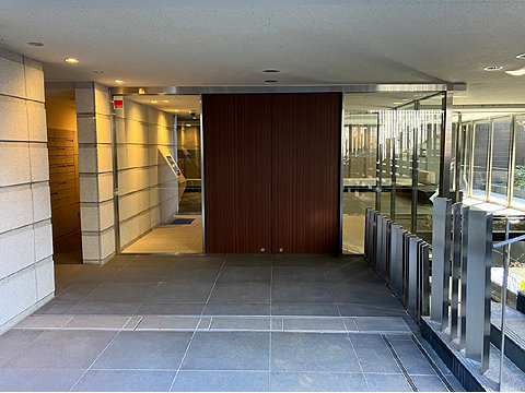 エントランス　エントランス