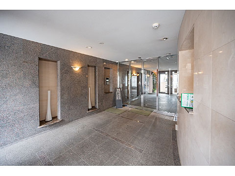 エントランス　エントランス入口