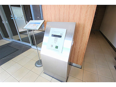 エントランス　オートロック