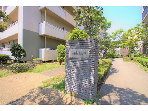 その他共用部　館銘板