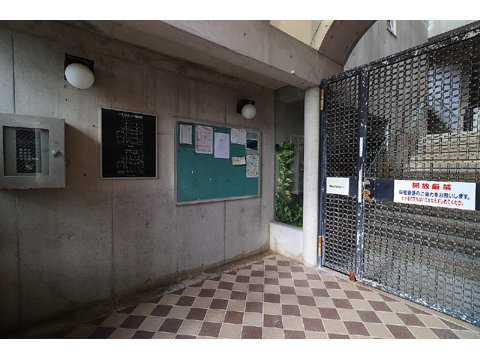 その他共用部　マンション入り口
