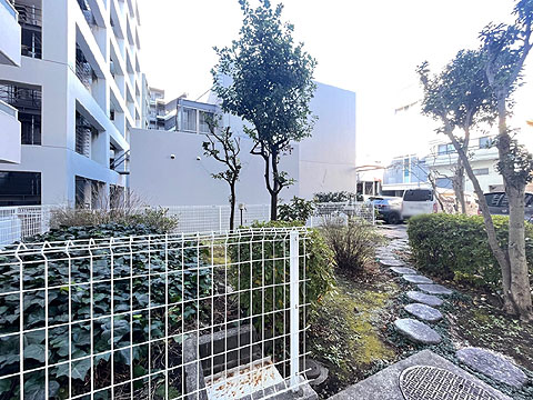 その他共用部　中庭1