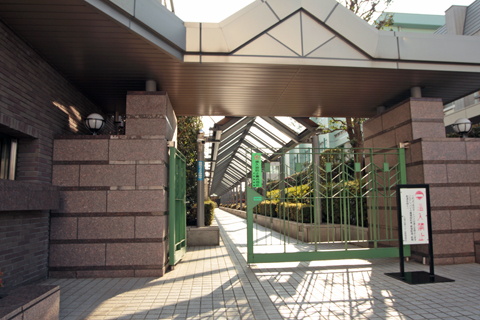 その他共用部　エントランス2