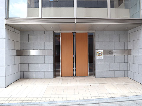 現地外観写真 エントランス外観