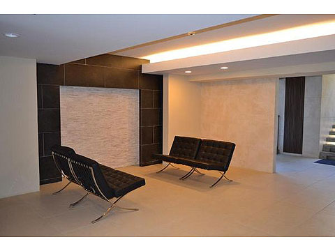 エントランス　エントランスホール