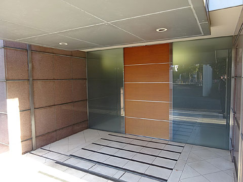 エントランス　マンションエントランス