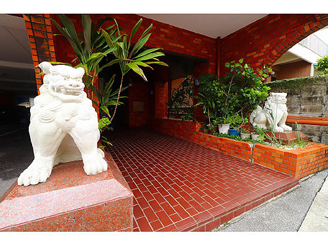 エントランス　エントランスシーサー