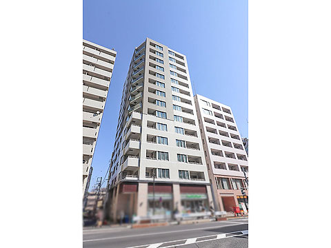 現地外観写真 クレヴィア中目黒の外観(ひき)