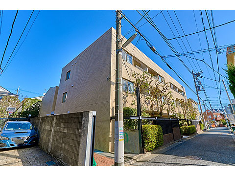 現地外観写真　コスモ世田谷下馬外観２