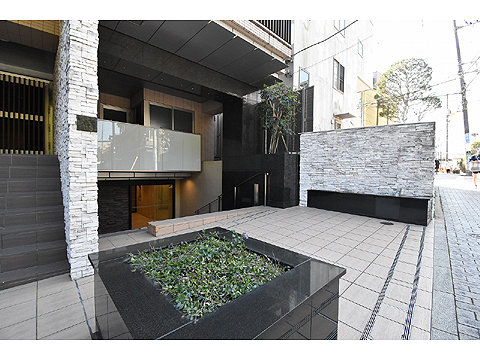 エントランス　マンション入口