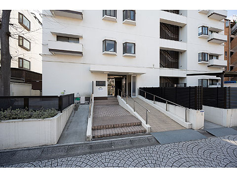 エントランス　エントランス