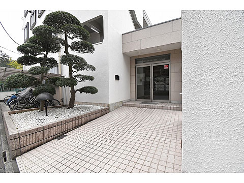 エントランス　エントランスアプローチ