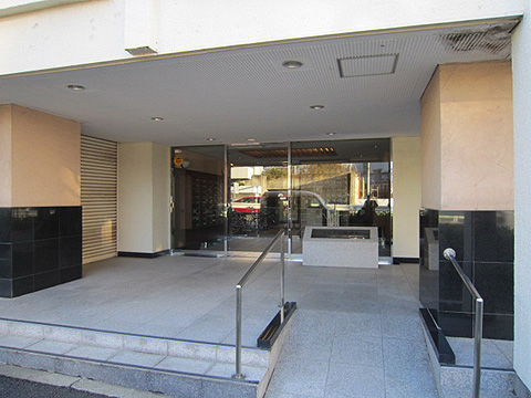 エントランス　マンションエントランス