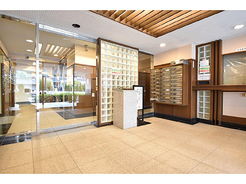 エントランス　エントランスホール