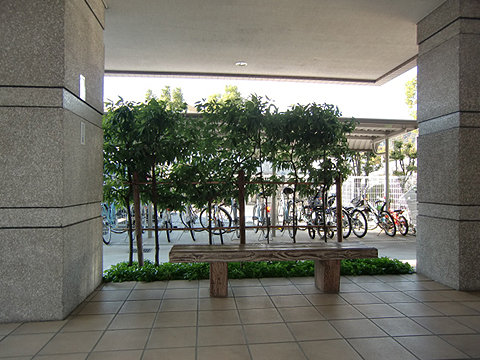 エントランス　エントランス