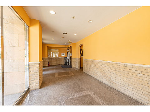 現地外観写真 風除室