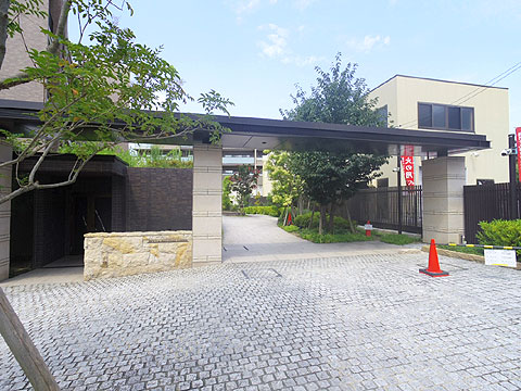 エントランス メインエントランス