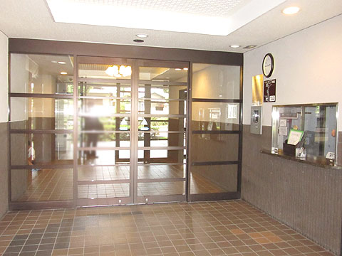 エントランス　エントランス（オートロック）