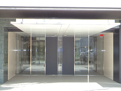 エントランス　エントランスアプローチ