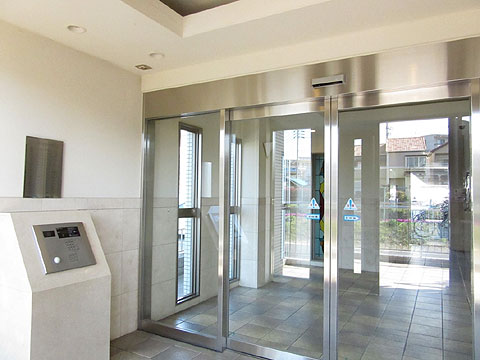 エントランス エントランス〔オートロック〕