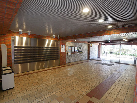 ロビー　エントランス２.