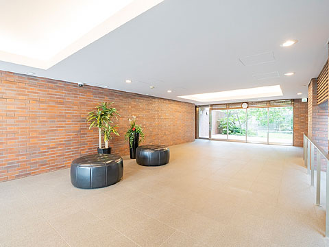 ロビー BrilliaHibarigaoka603013