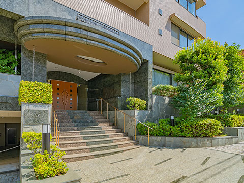 現地外観写真　建物外観