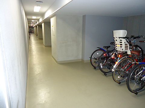 その他共用部　屋内自転車置場