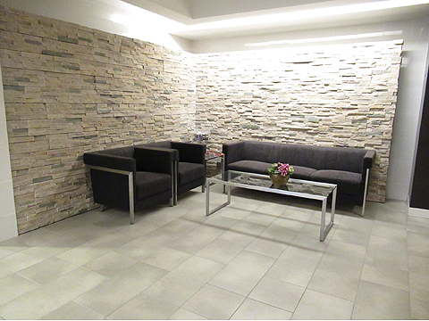 ロビー ロビーには応接スペースもございます