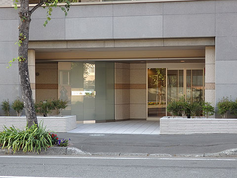 エントランス　エントランス