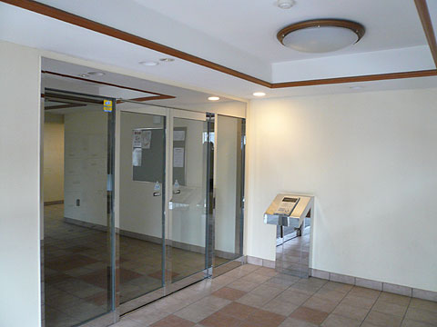 エントランス　エントランス