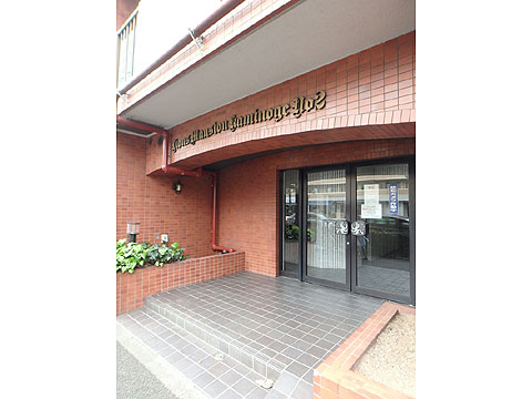 エントランス 外壁は人気のタイル貼り