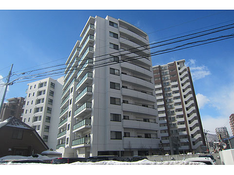 その他共用部 外壁タイル張り