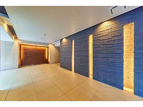 エントランス　現地エントランス