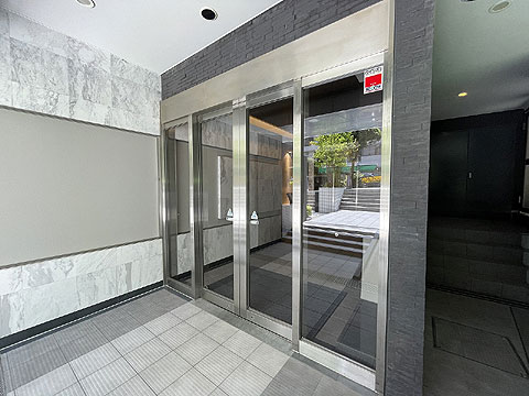 エントランス エントランス