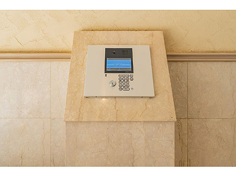 エントランス オートL