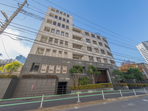 その他共用部 お客様やオーナー様を迎えるエントランスアプロー