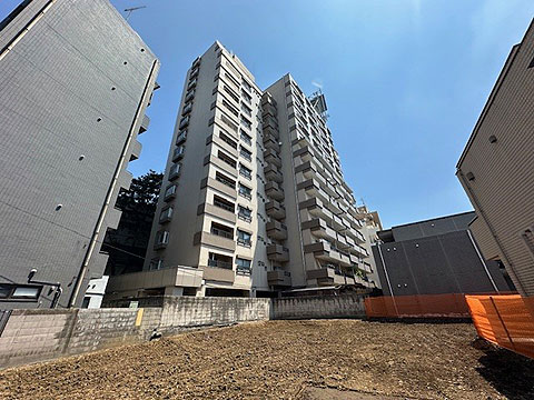 現地外観写真　耐震補強工事済み