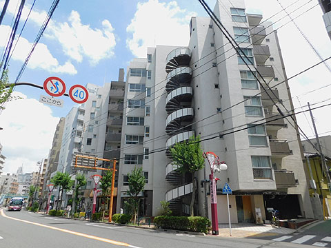 現地外観写真 建物外観