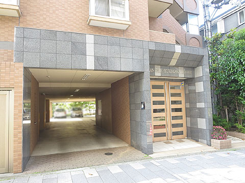 エントランス エントランス前