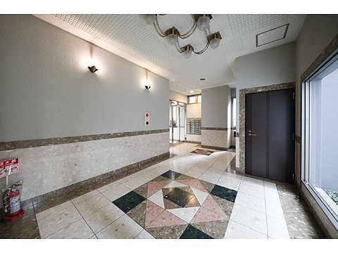 ロビー　1Q5A0067