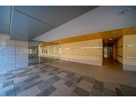 エントランス　メインエントランス