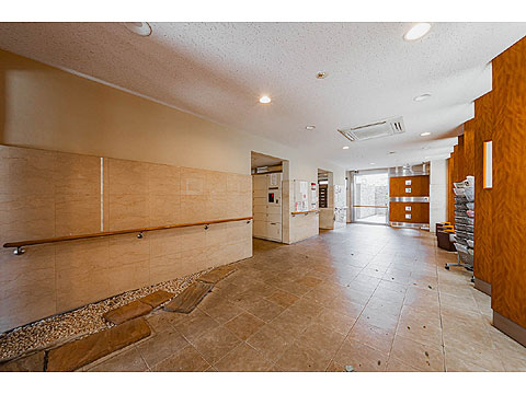 ロビー　20250607_0010