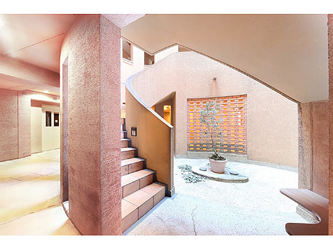 エントランス　エントランスホール　回廊