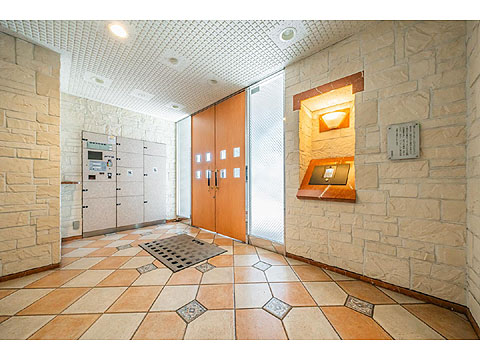 ロビー　20240509-R0010