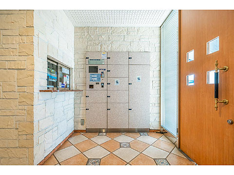 ロビー　20240509-R0011