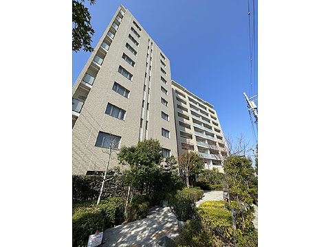 現地外観写真　東向き棟