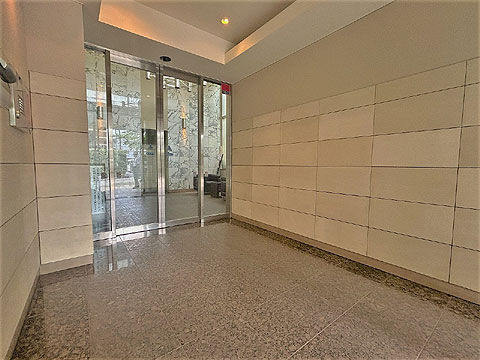 エントランス　風除室