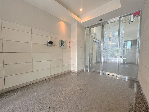 エントランス　風除室1