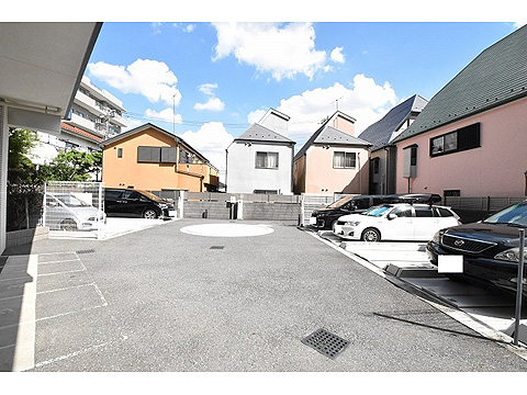 駐車場　駐車場